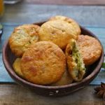 Best Kachori Sabji & Best Samosa Places In Delhi