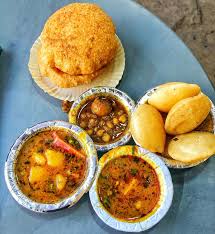 10 Delhi famous street food places