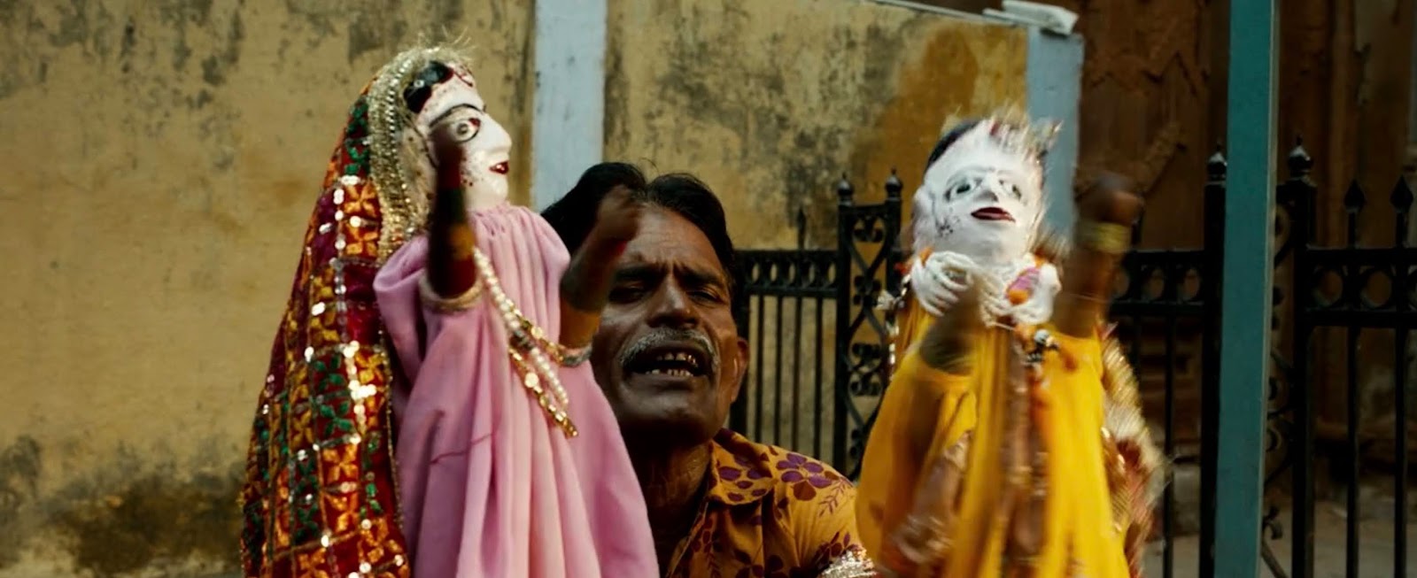 The real Gulabo Sitabo puppets from Lucknow